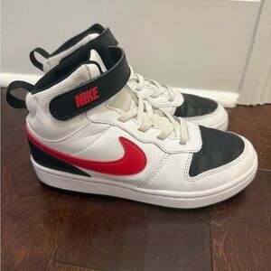Nike Court Borough Low Recraft Size 2 Youth